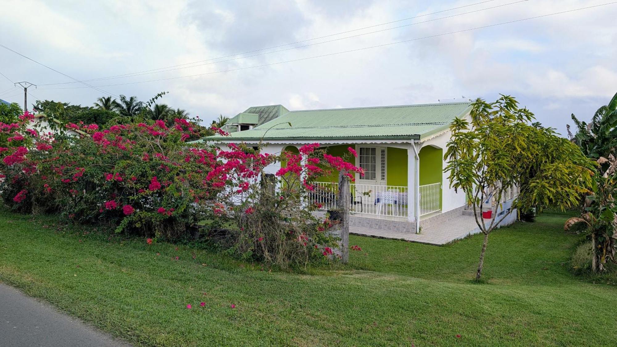 Kaz A Roro Villa Sainte-Anne  Ngoại thất bức ảnh