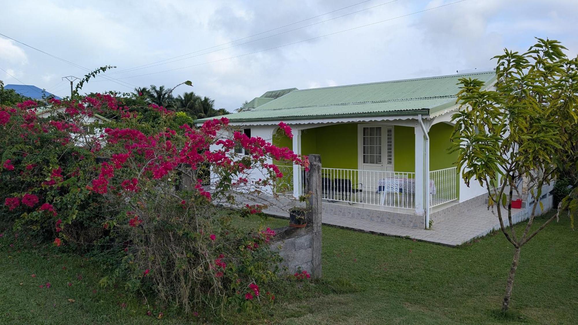 Kaz A Roro Villa Sainte-Anne  Ngoại thất bức ảnh
